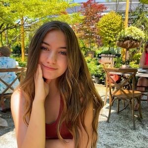 Meet your Posher, Christa